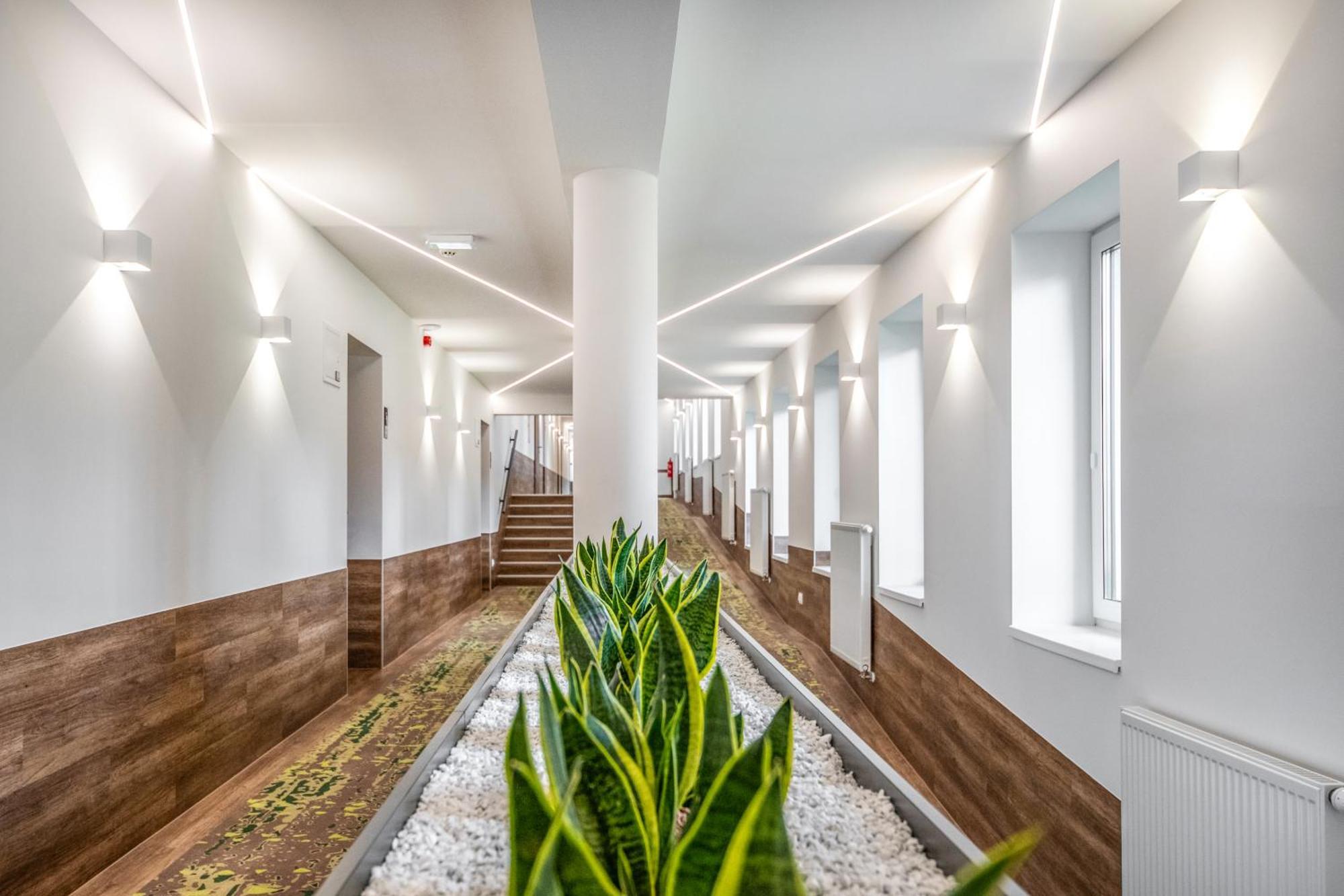 Szarvaskut Hotel Zirc Dış mekan fotoğraf